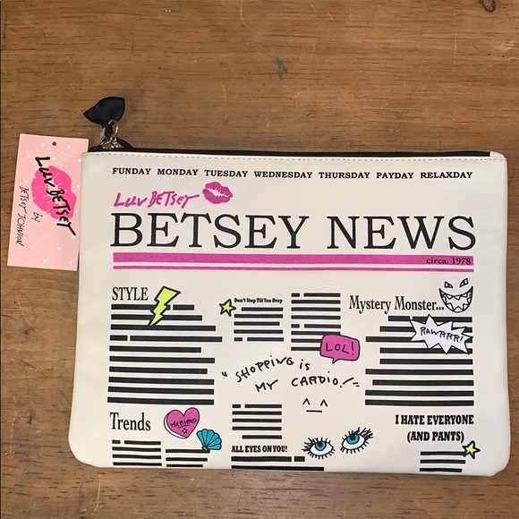 Betsey Johnson Handbags - Betsey Johnson IPad Case Brand New